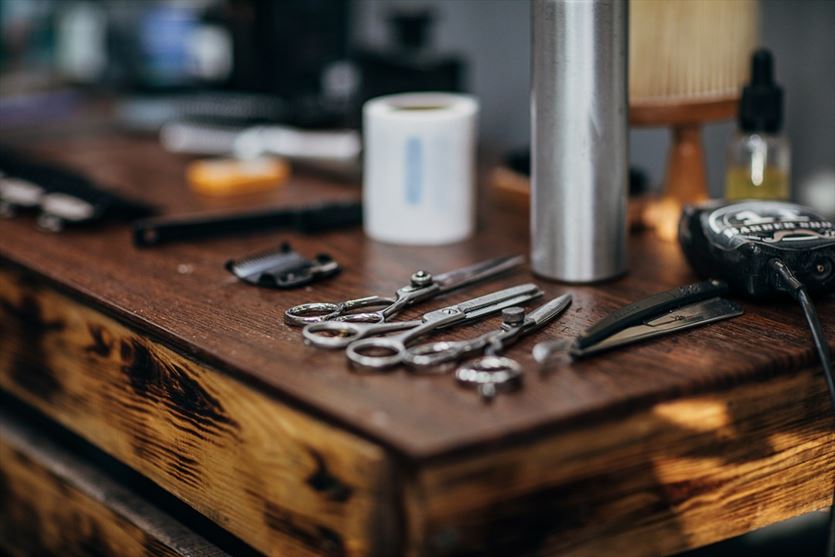 przyjazna Barberzy, Mad House Barber Piotr Dąbrowski, Warszawa